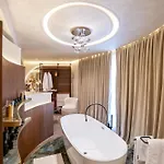 Otel Mattis