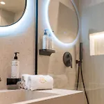 Otel Mattis Tiran