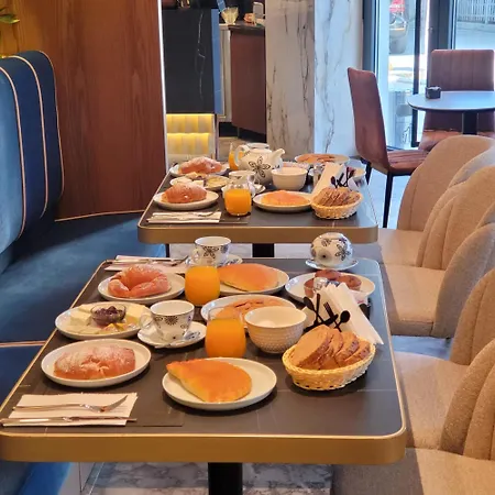 酒店 Mattis 地拉那