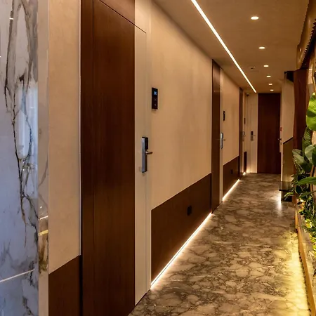 Mattis 4* تيرانا