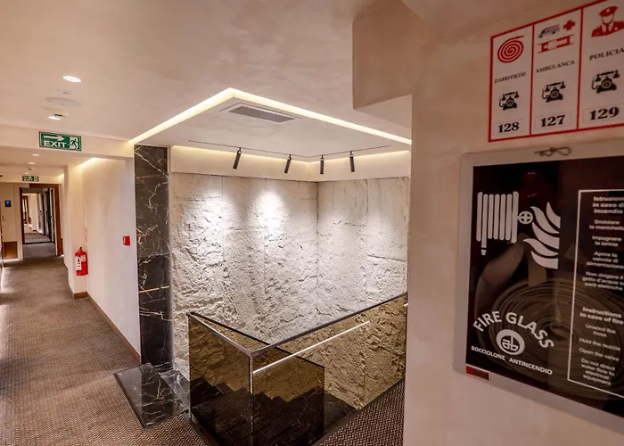 Mattis 4* Tirana